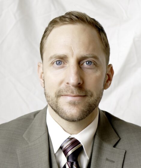 Headshot of Sterling Barnes